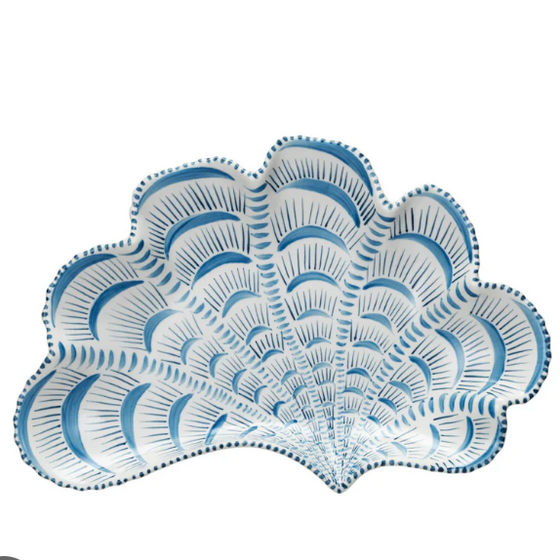 Hand-Painted Shell Shaped Plate - White & Blue